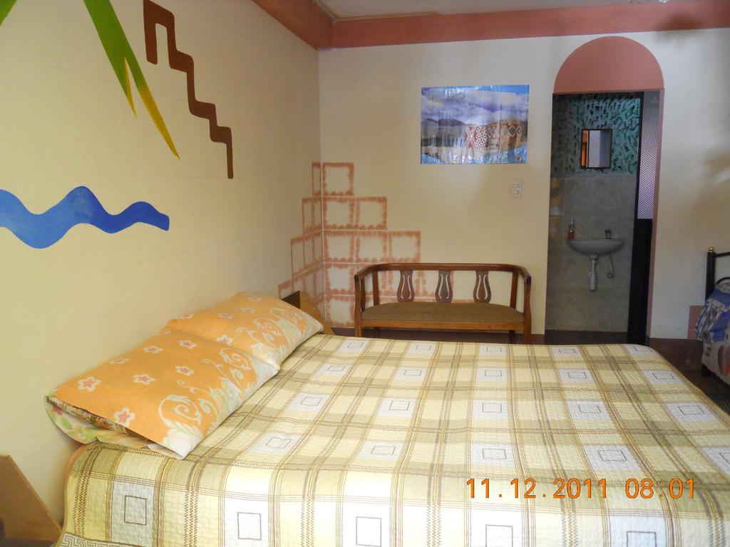 Hostal La Casa Del Sol Copacabana  Eksteriør billede