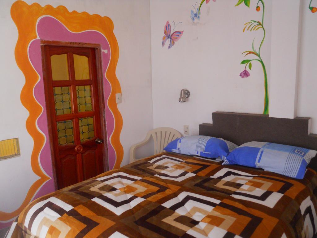 Hostal La Casa Del Sol Copacabana  Eksteriør billede